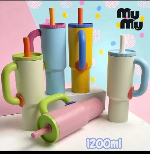 Promoção Lindos copos térmicos de 1200ml vários modelos de $70 por $50