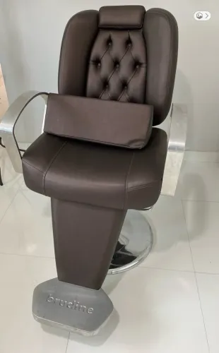 Poltrona hidráulica e reclinável