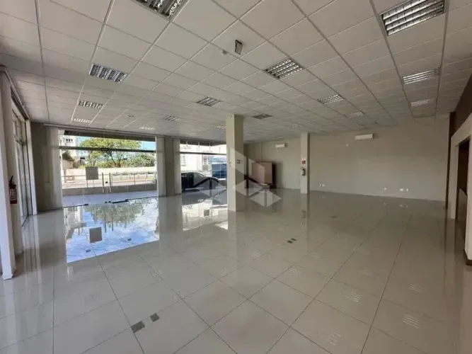 Sala 216M² - para Alugar