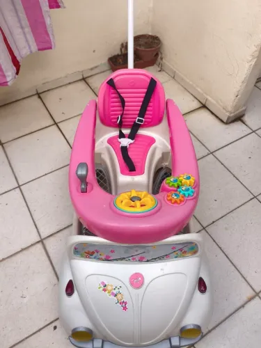 Carrinho de passeio infantil