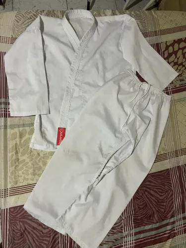kimono de karatê vendo ou troco