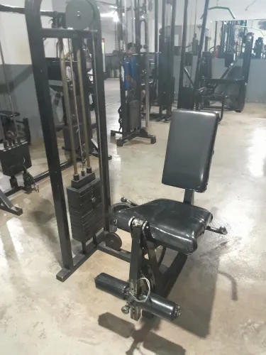 Vendo Cadeira extensora