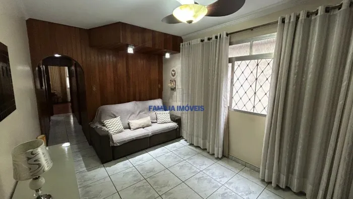 Apartamento à venda 3 quartos 1 suíte dependência Marapé Santos/SP