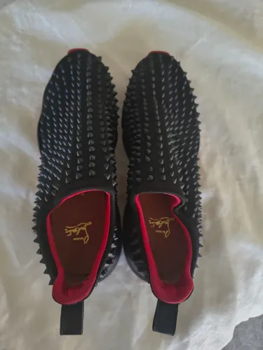 tênis christian louboutin spike sock slip-on preto