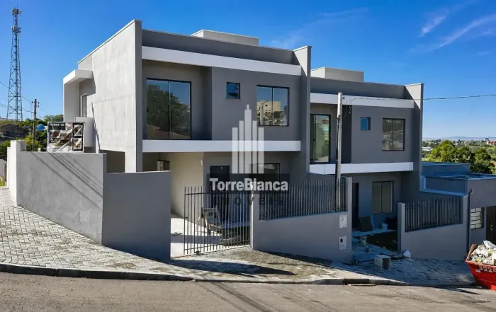 Sobrado à venda, esquina, 3 quartos, Uvaranas, Ponta Grossa, PR