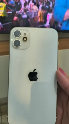 iPhone 11 64GB