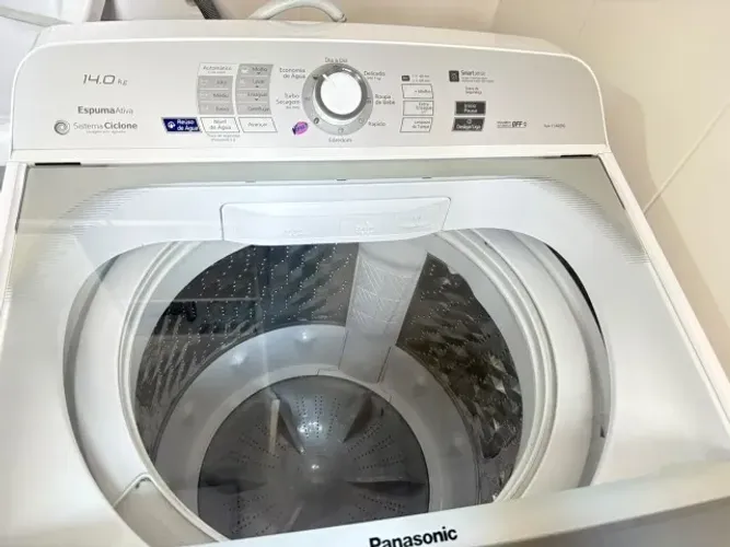 Máquina de Lavar Panasonic 14kg Automática - Sistema Ciclone - R$ 800 Seca Turbo