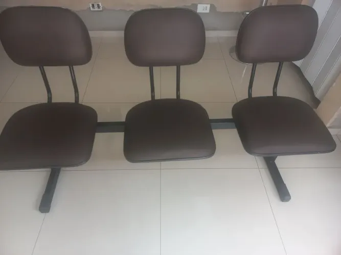Banco 3 lugares para salão de cabeleireiro