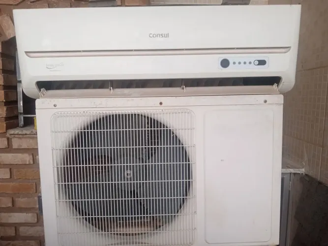 Vende-se um ar condicionado 12.000bts
