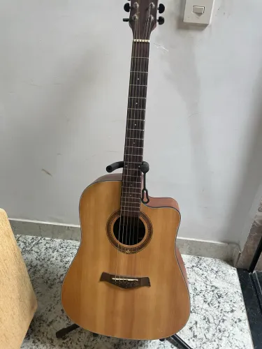 Violão hofina 
