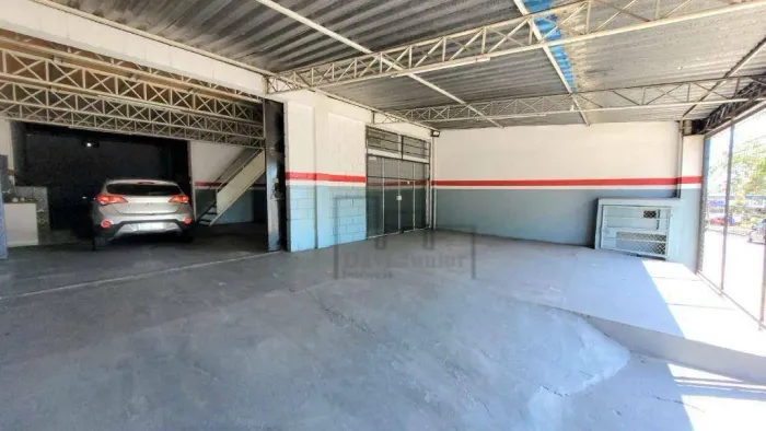 Barracão à venda, 270 m² por R$ 750.000,00 - Vila Barcelona - Sorocaba/SP