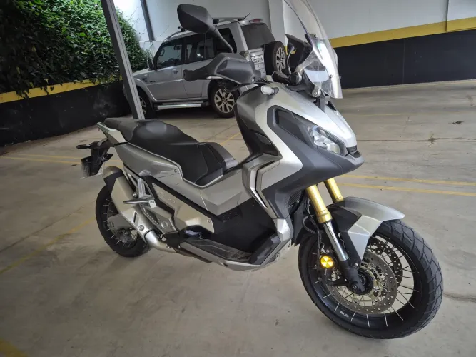 Honda X-ADV 750CC