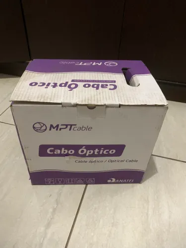Cx 500m fechada -   Drop óptico Branco 1FO - Para apartamento 
