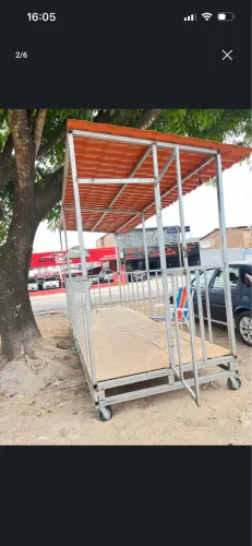 Estrutura de ferro com roda aceito proposta aceito moto  aceito cartão valor 5.800