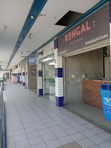 Arsenal Imóveis Aluga- Loja no Via Lagos 2º piso de frente-com banheiro.