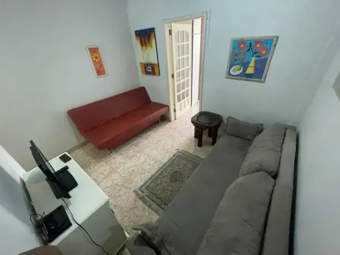 QUARTO E SALA - EM COPACABANA