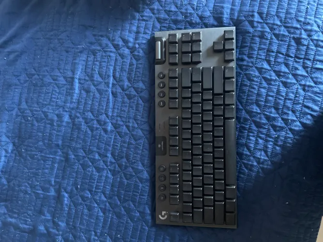 TECLADO GAMER LOGITECH G915 lightspeed x tkl