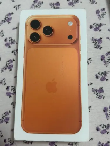 Vendo iPhone 17 Pro Max 256 GB ? Laranja LACRADO
