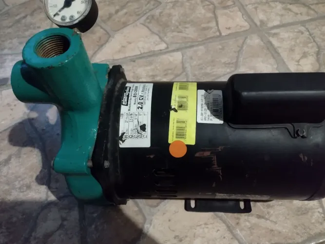 Bomba Centrífuga Injetora 2,0 CV - (Nova com NF de garantia)