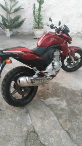 CB300/R inteira