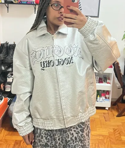 Bomber Prateada