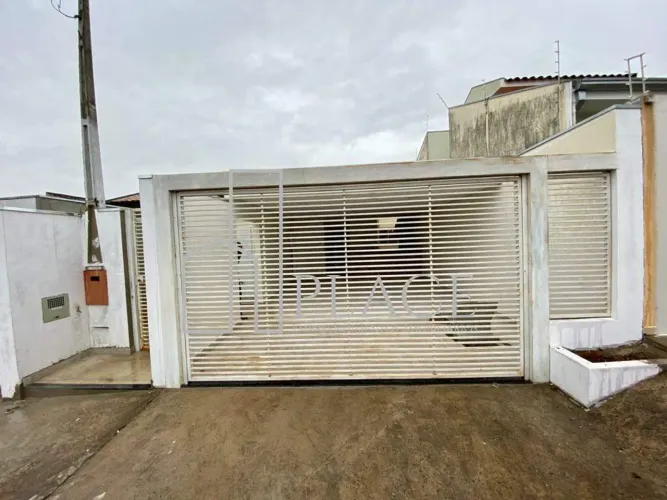 Casa para aluguel em Marília - Jardim Itaipu | 3 quartos (1 suíte), quintal e 2 vagas
