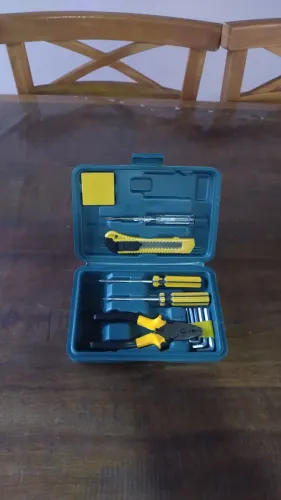 Mini Kit de Ferramentas para Uso Domiciliar - 11 Peças com Estojo
