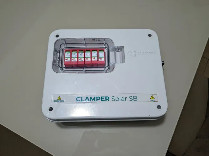 String Box CC Clamper