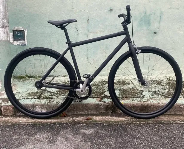 Bicicleta AirWalk tamanho 53