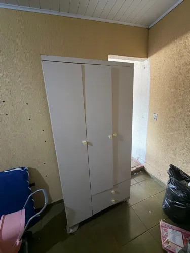 Guarda roupa infantil
