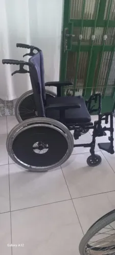 Cadeira de Rodas