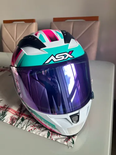 Capacete feminino ASX