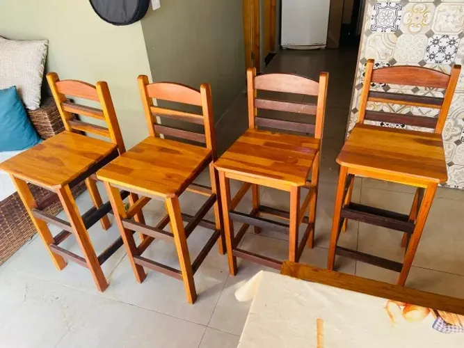 Banquetas de Madeira