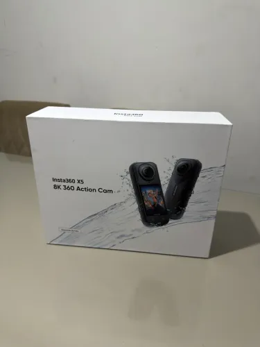Insta360 X5 Essentials Bundle