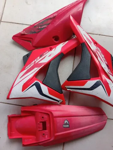 Carenagem CRF 230