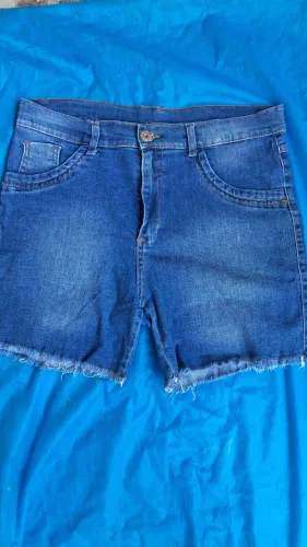 Short jeans tamanho 46 veste 44 novo