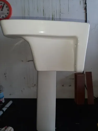 Tanque de roupa em louça