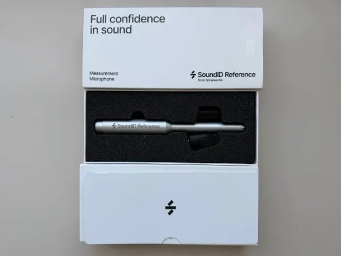 Microfone Sonarworks SoundID Reference Usado uma única vez