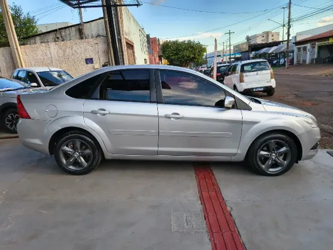 Ford Focus Sedan 2.0 16v/2.0 16V Flex 4P Aut. 2010