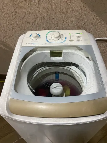 Máquina de lavar Electrolux turbo 8kg