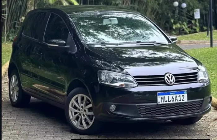 Volkswagen Fox 1.0 MI Total Flex 8V 5P 2014