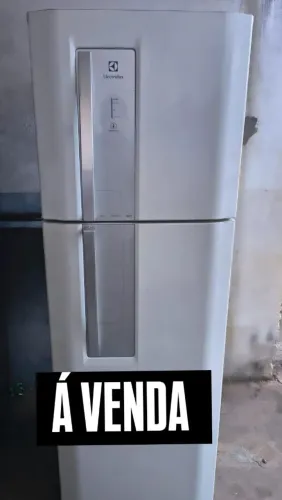 Geladeira Electrolux frost free em ótimo estado