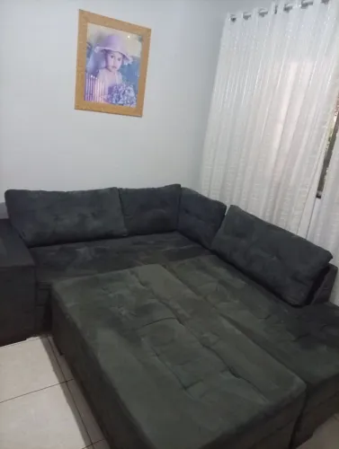 Sofá e painel