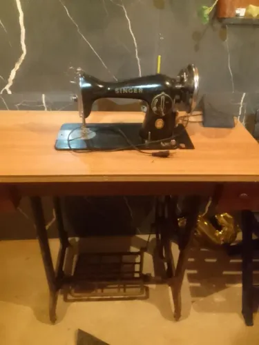 Máquina de costura Singer