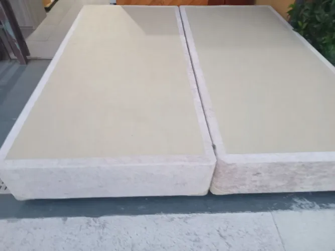 Base box Queen em ótimo estado. (Entrego)