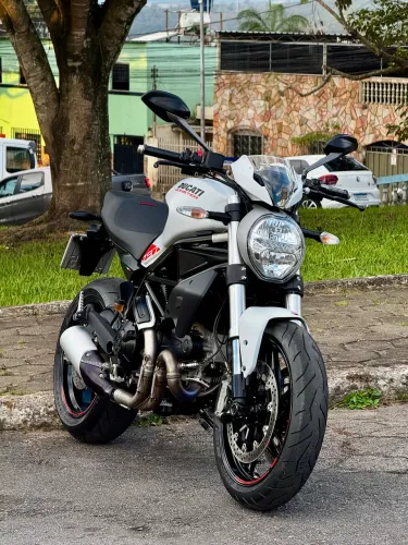 Ducati Monster 797 2020
