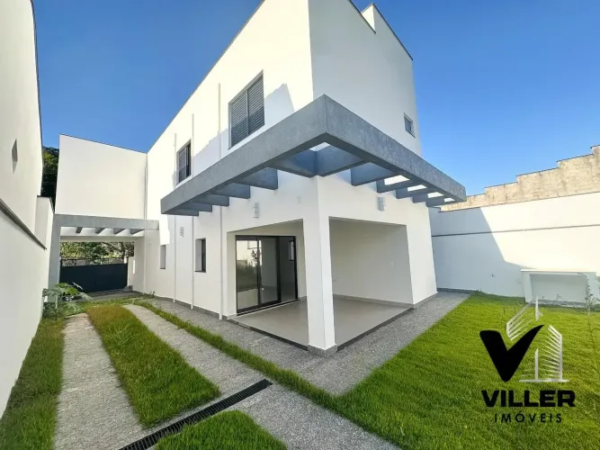 Casa de Alto Padrão á Venda em Bairro Nobre de Socorro SP