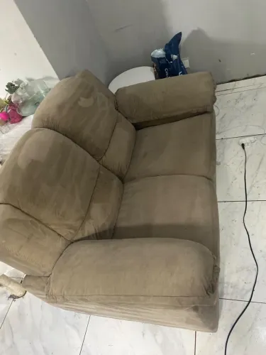 VENDO 2 SOFÁ 600,00