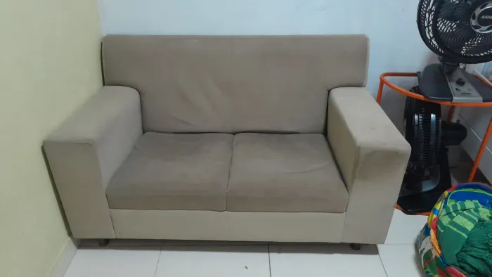 Sofá dois lugares 