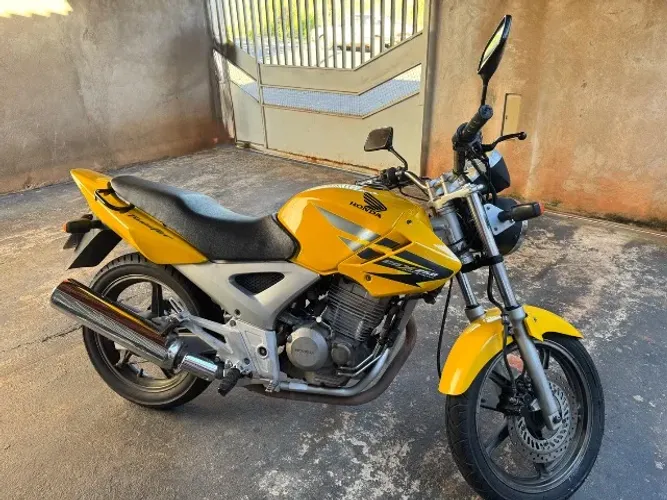 Vendo moto Twister CBX 250cc